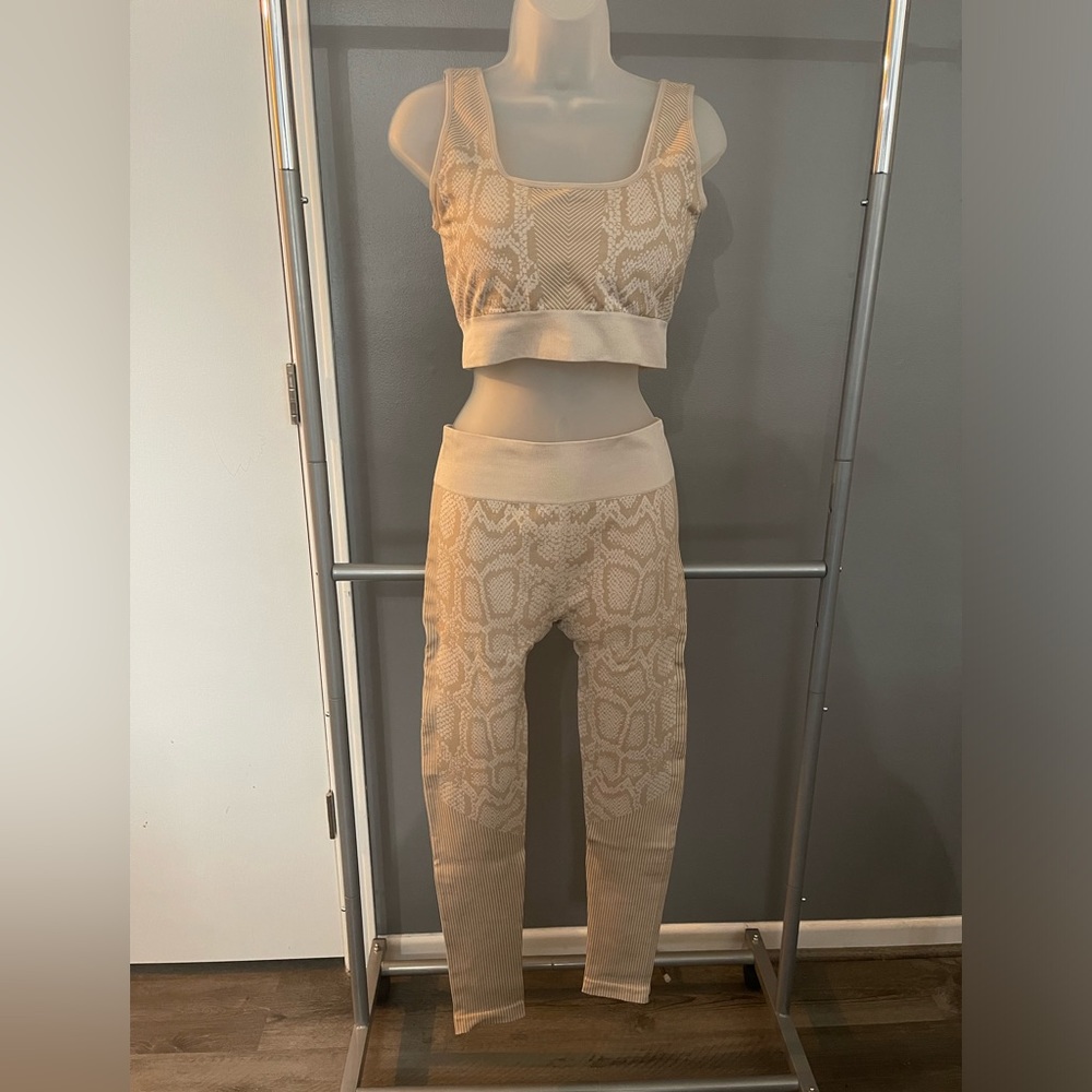 Beige Snakeskin Print Sports Bra & Legging Set